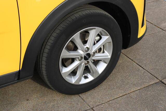 KIA Stonic 1.0 T-GDi MHEV DynamicLine ACHTERUITRIJCAMERA, LICHT METALEN VELGEN, APPLE CARPLAY