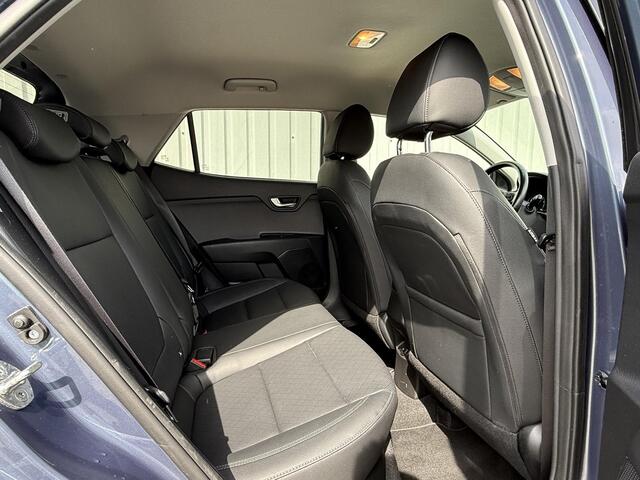 KIA Stonic 1.0 T-GDi ExecutiveLine / Navigatie / Camera / Trekhaak / All Seasonbanden / Lederen Bekleding / Stoel- en Stuurverwarming / Climate Control / Cruise Control / Dodehoekdetectie /