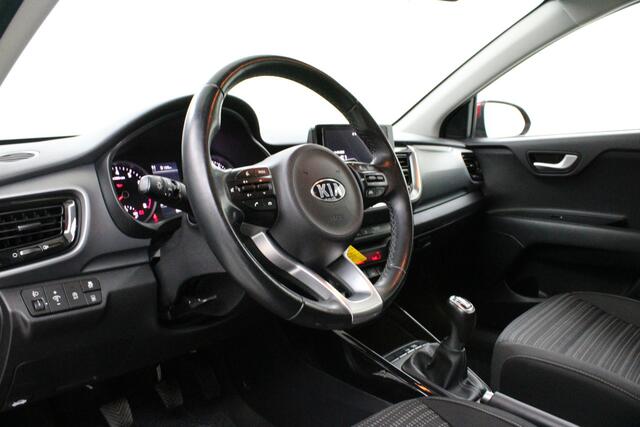 KIA Stonic 1.0 T-GDi MHEV DynamicLine Hybrid | Camera / Trekhaak / Navi / Climate