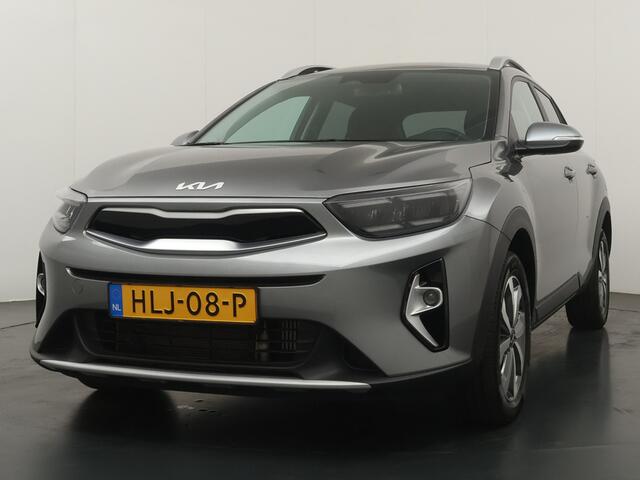 KIA Stonic 1.0 T-GDi MHEV DynamicPlusLine - Camera - Cruise control - Stoel/stuurverwarming - AppleCarplay - Android Auto Fabrieksgarantie tot 04-2032 of 150.000km