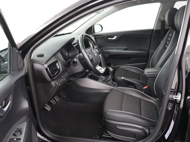 KIA Stonic 1.0 T-GDi MHEV GT-PlusLine | Schuifdak | Stoelverwarming | Adaptive cruise | Camera | Full LED | Keyless | Carplay | Navigatie | Stuurverwarming | Dodehoek detectie | Climate control | Parkeerhulp