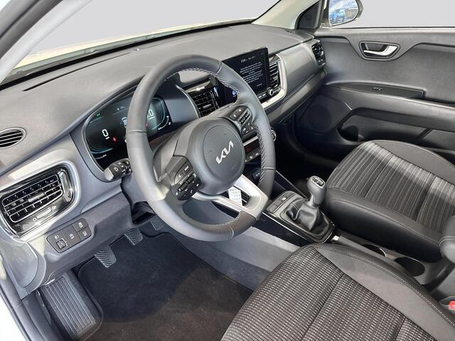 KIA Stonic 1.0 T-GDi MHEV DynamicLine | vanaf ¤ 429,- per maand | LED-koplampen | Cruisecontrol | Achteruitrijcamera | Dakrails | lichtmetalen velgen |