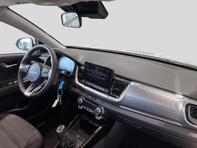 KIA Stonic 1.0 T-GDi MHEV DynamicLine | vanaf ¤ 429,- per maand | LED-koplampen | Cruisecontrol | Achteruitrijcamera | Dakrails | lichtmetalen velgen |