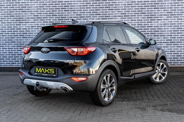 KIA Stonic 1.0 T-GDi Sports Edition | Trekhaak | Achteruitrijcamera | Apple Carplay | Android Auto | Airco | Lichtmetalen Velgen 17 inch | Dakrails