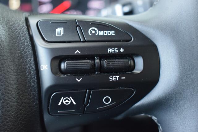 KIA Stonic 1.0 T-GDi MHEV DynamicPlusLine | Navigatie | Camera + Sensoren | Climate Control | Tot 10Jr. Kia-Garantie |