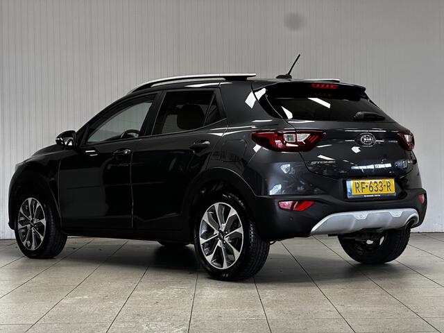 KIA Stonic 1.0 T-GDi DynamicLine/ Trekhaak/ Keyless/ Camera/ 17'' LMV/ Extra getint glas/ Apple + Android/ Lane-Assist./ Navi/ Grootlicht Assist./ Clima/ Cruise/ Elek. pakket/ Isofix/ Bluetooth/ Multi. LEDER. Stuur/ Mistl./ P