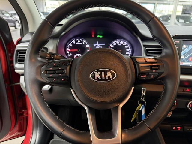 KIA Stonic 1.0 T-GDi DynamicLine Apple Carplay/Android Auto, Navigatie, Camera.