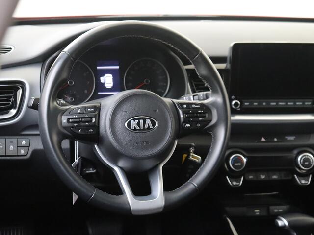KIA Stonic 1.0 T-GDi MHEV DynamicLine | Climate control | Trekhaak | Navi |