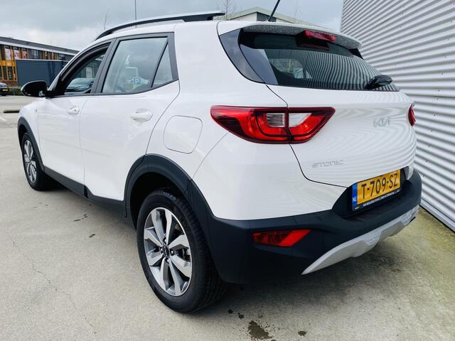 KIA Stonic 1.0 T-GDi MHEV DynamicLine 120pk | Trekhaak | 16inch LM velgen