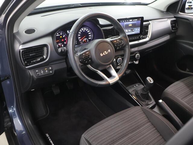 KIA Stonic 1.0 T-GDi MHEV DynamicLine | Navigatie | Parkeercamera | Apple Carplay/Android Auto | Climate Control | Cruise control |