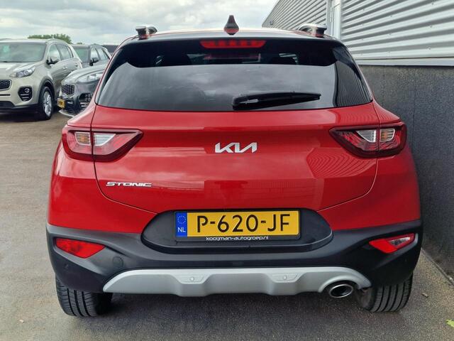 KIA Stonic 1.0 T-GDi MHEV DynamicPlusLine 1e eign. Nieuw geleverd en dealeronderhoude, Climate control, Smart Key, Privacy glass, LMV, Cruise control