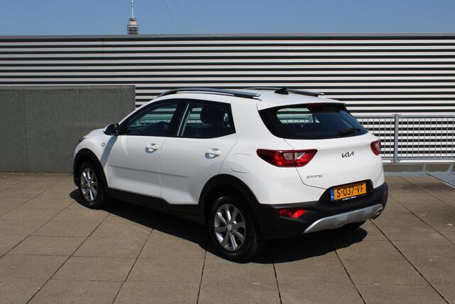 KIA Stonic 1.0 T-GDi MHEV DynamicLine Climate control / Navigatie / LMV