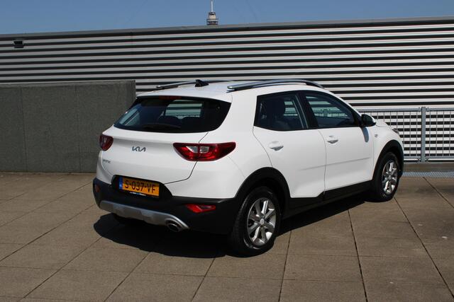 KIA Stonic 1.0 T-GDi MHEV DynamicLine Climate control / Navigatie / LMV