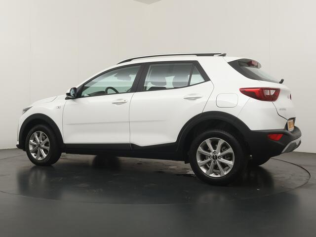 KIA Stonic 1.0 T-GDi MHEV DynamicLine - Apple Carplay/ Android Auto - Cruise Control - Airco - Achteruitrijcamera - Fabrieksgarantie tot 02-2032 of 150.000km