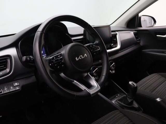 KIA Stonic 1.0 T-GDi MHEV DynamicLine Apple Carplay/Android Auto | Achteruitrijcamera