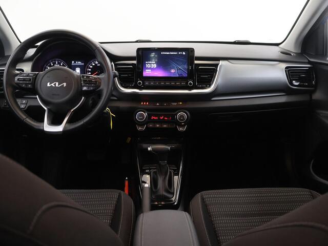 KIA Stonic 1.0 T-GDi MHEV DynamicLine | Parkeercamera | Apple Carplay/Android Auto | Climate Control | Cruise control |