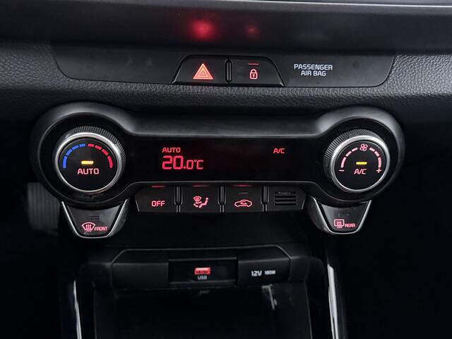 KIA Stonic 1.0 T-GDi MHEV DynamicPlusLine Stoelverwarming | Stuurverwarming | Navigatie | Camera