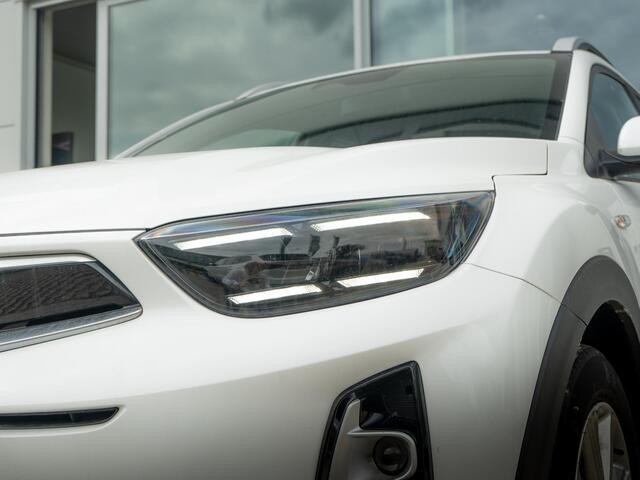 KIA Stonic 1.0 T-GDi MHEV DynamicLine | Navigiatie | Achteruitrijcamera |