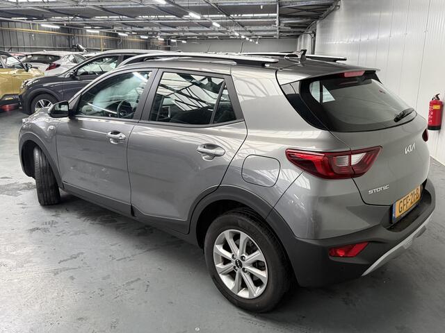 KIA Stonic 1.0 T-GDi MHEV DynamicLine NL Auto, slechts 27663km, zeer nette uitvoering, 1e eigenaar
