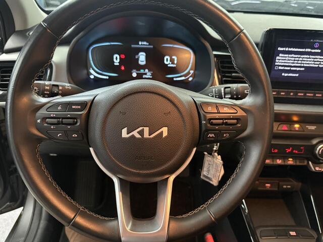 KIA Stonic 1.0 T-GDi MHEV DynamicLine NL Auto, slechts 27663km, zeer nette uitvoering, 1e eigenaar
