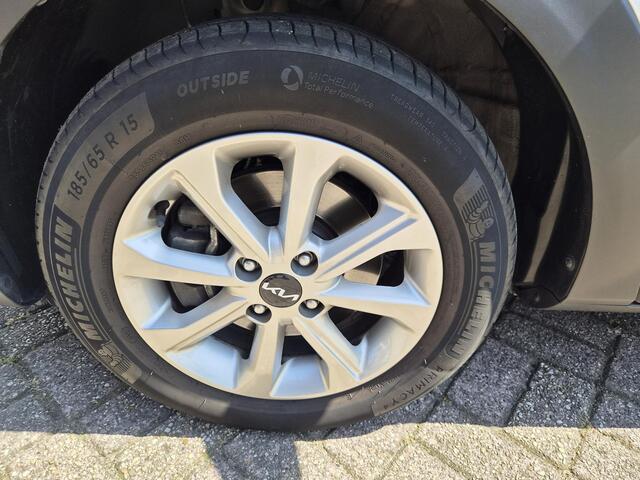 KIA Stonic 1.0 T-GDi MHEV DynamicLine All-in prijs!
