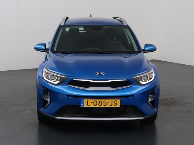 KIA Stonic 1.0 T-GDi MHEV DynamicLine | Navigatie | Parkeercamera | Apple Carplay/Android Auto | Climate Control | Cruise control |