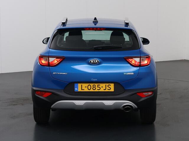 KIA Stonic 1.0 T-GDi MHEV DynamicLine | Navigatie | Parkeercamera | Apple Carplay/Android Auto | Climate Control | Cruise control |