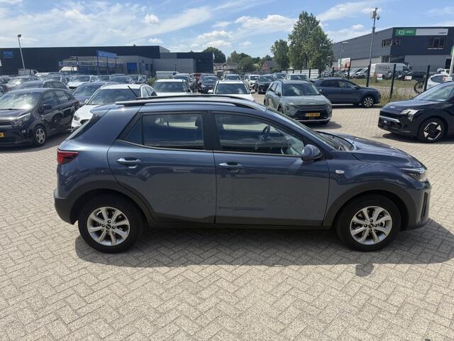 KIA Stonic 1.0 T-GDi MHEV DynamicLine NAVI CARPLAY + CAMERA
