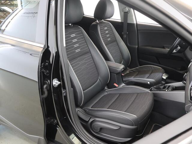 KIA Stonic 1.0 T-GDi MHEV GT-Line | Stoel/Stuurwielverwarming | Navigatie | Climate Control | Parkeercamera |