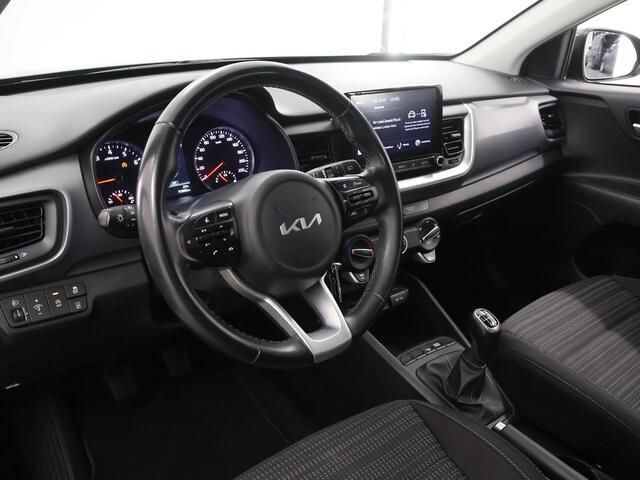KIA Stonic 1.0 T-GDi MHEV DynamicLine | Parkeercamera | Apple Carplay/Android Auto | Climate Control | Cruise control |