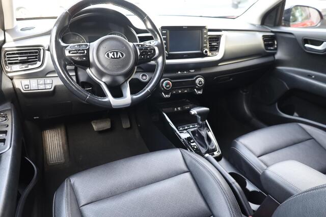 KIA Stonic 1.0 T-GDi ExecutiveLine TREKHAAK-AFN STOEL+STUURVERWARMING CAMERA CARPLAY LEER CLIMA NAVI PDC 17''LMV NAP ENZ.