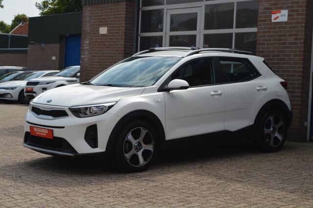 KIA Stonic 1.0 T-GDi MHEV | CAMERA - CARPLAY