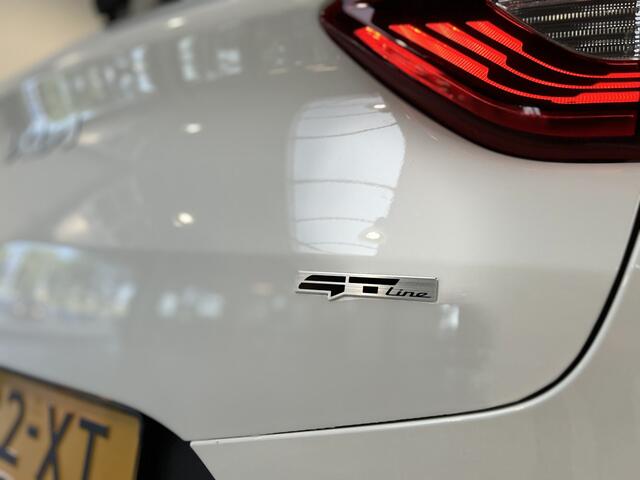 KIA Stonic 1.0 T-GDi MHEV 100pk GT-Line | Trekhaak | Stoelverwarming | Stuurwielverwarming | Clima | Camera | Apple Carplay & Android Auto |