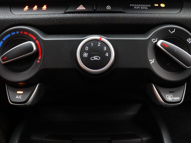 KIA Stonic 120pk T-GDi MHEV DynamicLine Apple Carplay/Android Auto | Airco