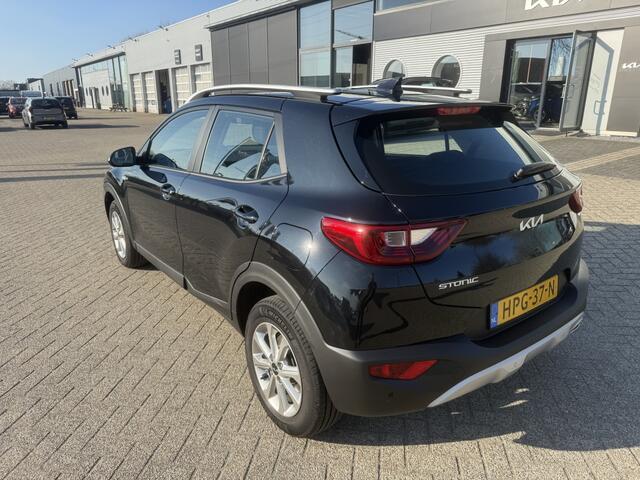 KIA Stonic 1.0 T-GDi MHEV DynamicLine NAVI + CAMERA