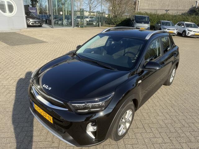 KIA Stonic 1.0 T-GDi MHEV DynamicLine NAVI + CAMERA