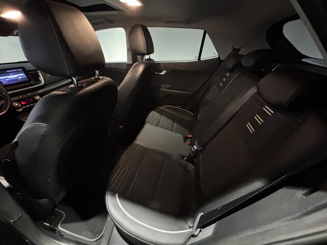 KIA Stonic 1.0 T-GDi MHEV GT-PlusLine | Panoramadak | Navigatie | Camera | Climate Control