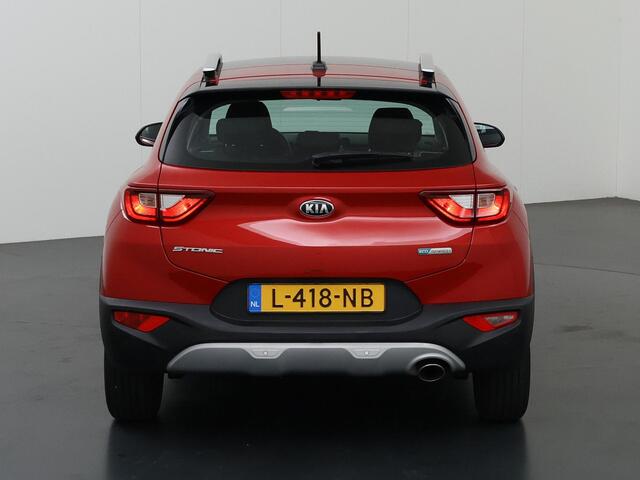 KIA Stonic 1.0 T-GDi MHEV DynamicLine | Bluetooth | Airco |Stoel/Stuurwielverwarming| Navigatie via Carplay |