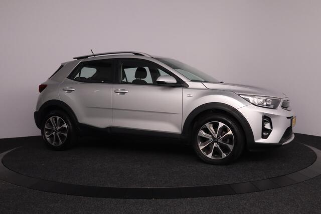 KIA Stonic 1.0 T-GDi DynamicLine | Navigatie via Apple Car Play } Achteruitrijcamera