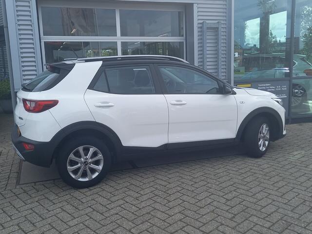 KIA Stonic 1.0 T-GDi MHEV DynamicLine - CAMERA - CARPLAY / ANDROID - PDC - AIRCO - CRUISE - LED -