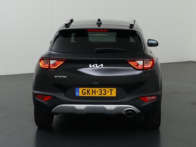 KIA Stonic 1.0 T-GDi MHEV DynamicPlusLine | Navigatie | Parkeercamera | DAB | Apple Carplay/Android Auto | Climate Control | Cruise Control | Keyless Entry/Go |