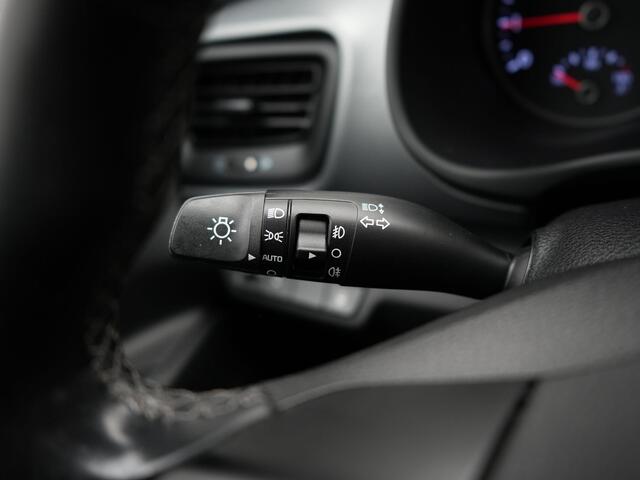 KIA Stonic 1.0 T-GDi DynamicLine Navigatie | Parkeersensoren |
