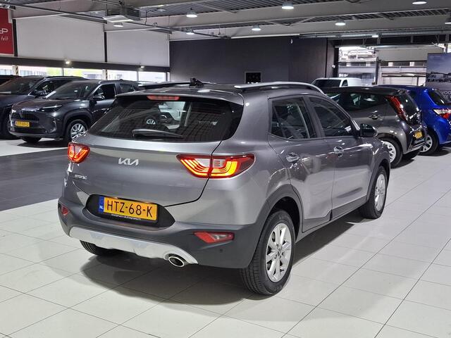 KIA Stonic 1.0 T-GDi MHEV DynamicLine Apple Carplay/Android Auto, Navigatie, Camera.