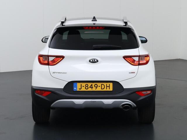 KIA Stonic 1.0 T-GDi Sports Edition | Navigatie | Achteruitrijcamera | Cruise Control | 17'' Lichtmetalen velgen |