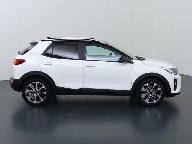 KIA Stonic 1.0 T-GDi Sports Edition | Navigatie | Achteruitrijcamera | Cruise Control | 17'' Lichtmetalen velgen |