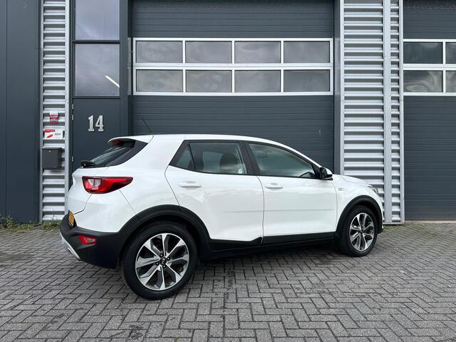 KIA Stonic 1.0 T-GDi ComfortPlusLine Navigator APPLE-CARPLAY/CAMERA