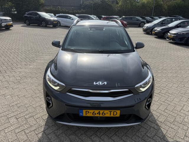 KIA Stonic 1.0 T-GDi 120PK MHEV DynamicLine NAVI VIA CARPLAY + CAMERA + TREKHAAK