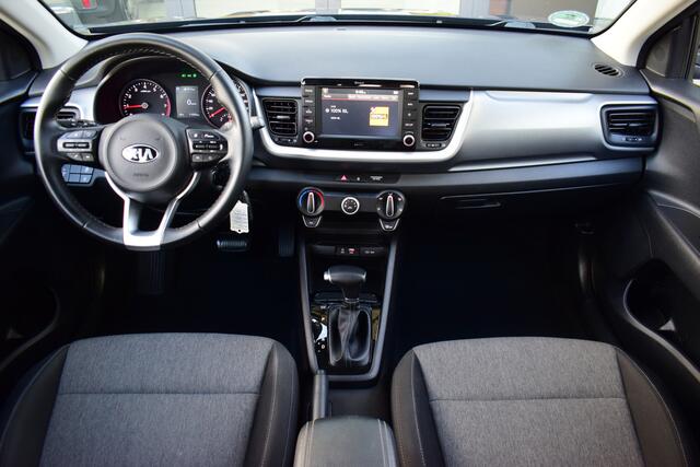 KIA Stonic 1.0 T-GDi DynamicLine | Navigatie | Camera | Cruise Control | Trekhaak | Keyless | Tot 10jr. Kia garantie |