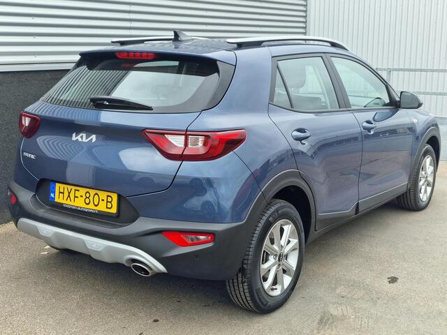 KIA Stonic 1.0 T-GDi MHEV DynamicLine NL-auto, Parkeersensoren, Navigatie, Climate control, Apple CarPlay/Android auto, achteruitrijcamera,