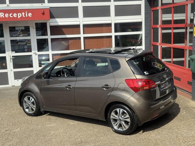 KIA VENGA 1.6 CVVT ExecutiveLine *AUTOMAAT/PANO/CAMERA/NAVI*
